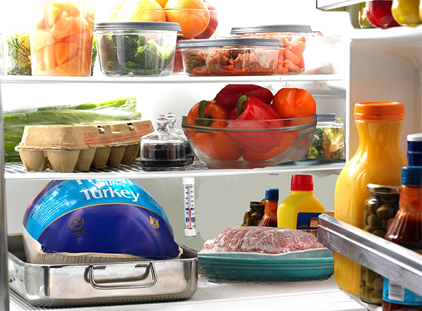 cách rã đông thực phẩm bằng cách cho vào ngăn mát tủ lạnh