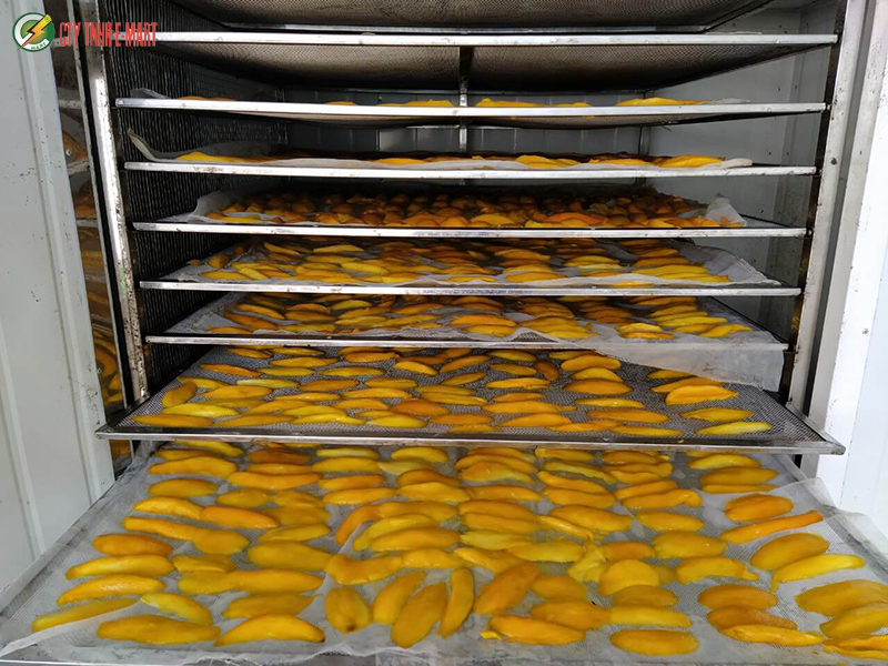 So sánh máy sấy lạnh với máy sấy nóng