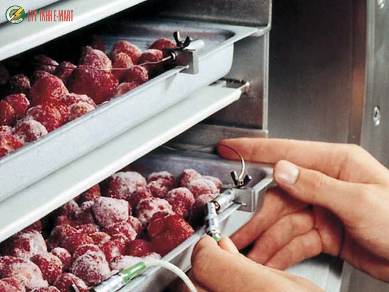 Làm cách nào để sử dụng máy sấy thăng hoa?