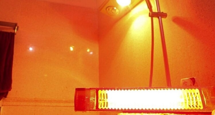 So sánh hiệu quả giữa đèn hồng ngoại và đèn halogen